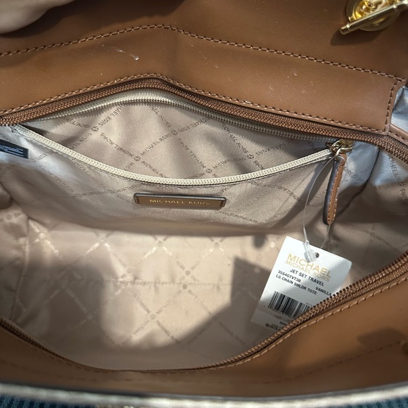 Michael Kors Full size Purse - Picture 3 of 6